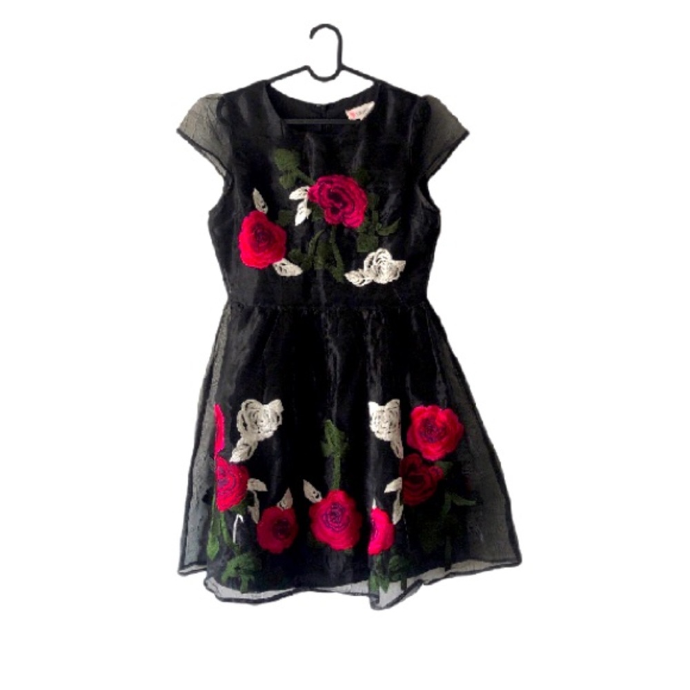 Organza rose embroidered dress